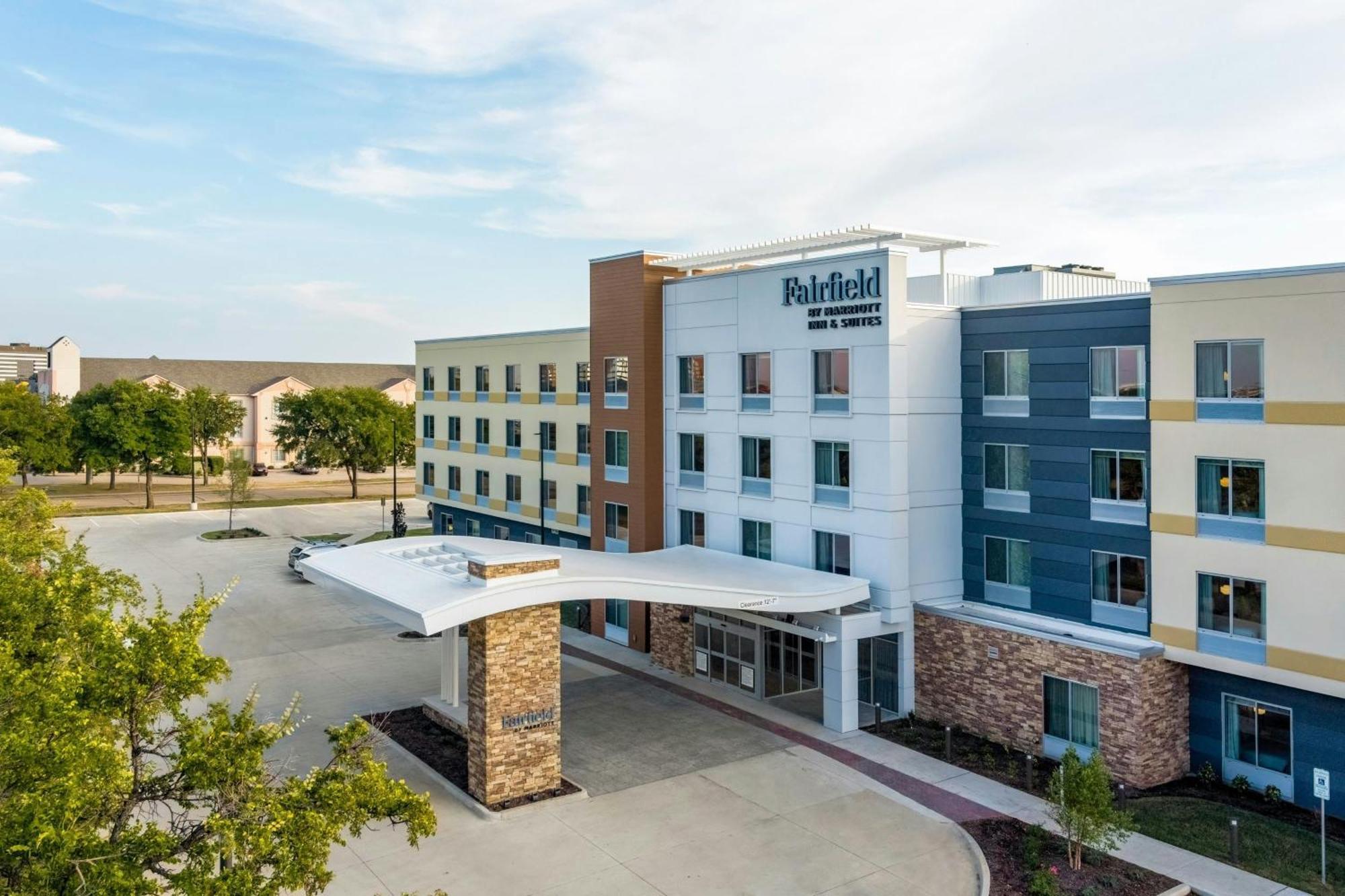 Fairfield By Marriott & Dallas Dfw Airport North, Hotel 3*